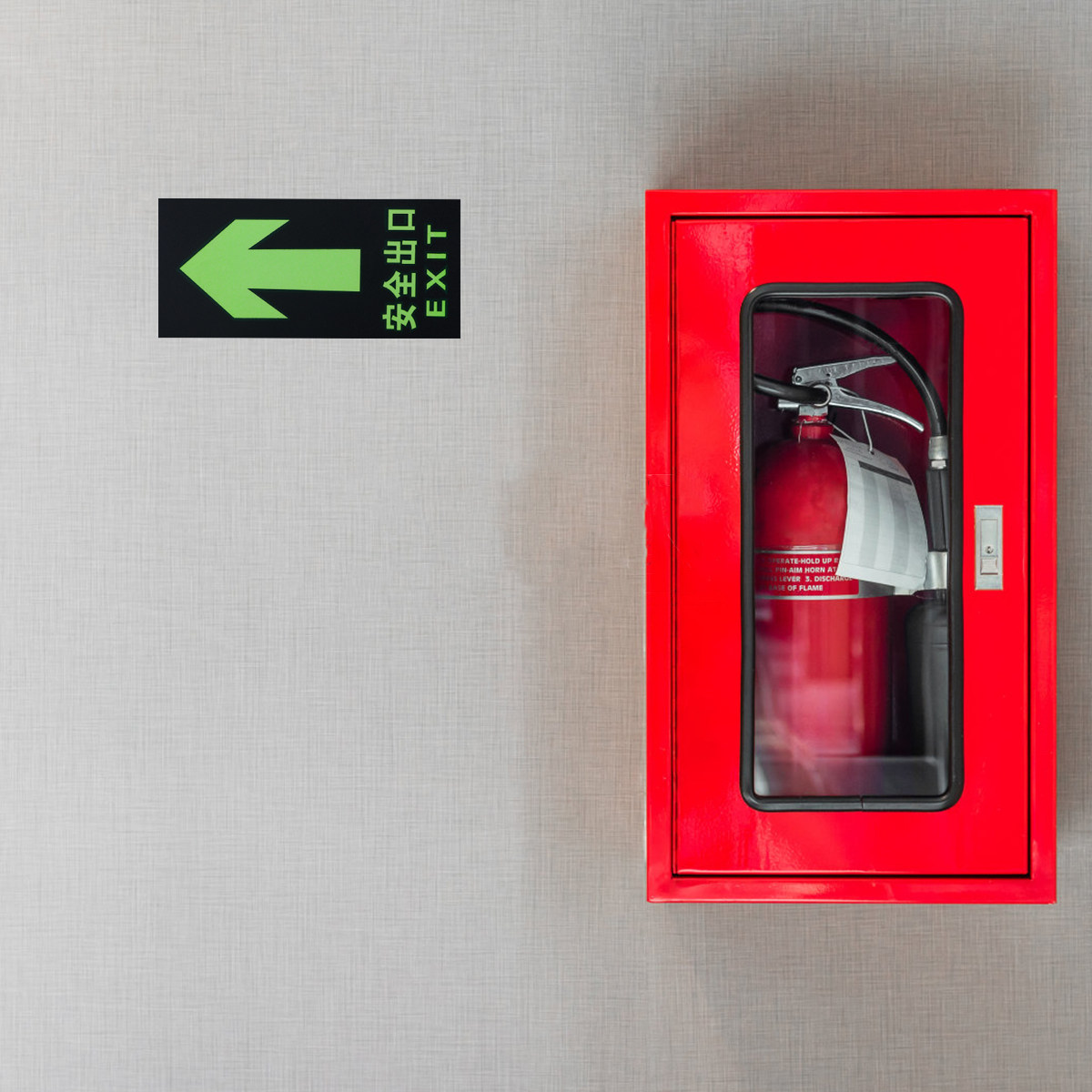 8 adet güvenlik çıkış işareti  - Emergency Exit Sign incelemesi ve fiyatı